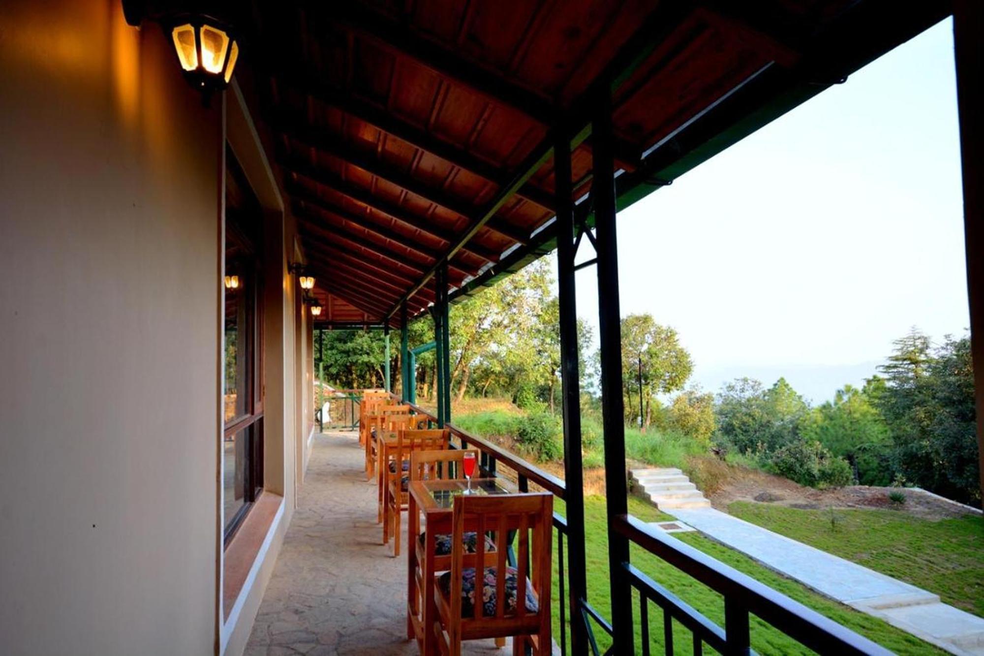 Blusalzz Escapade Anant Rasa Resort - Ranikhet Shitlakhet Екстериор снимка